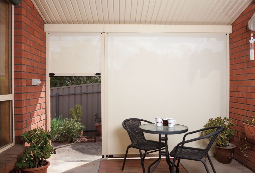 Outdoor Blinds For Pergolas Or Patios 